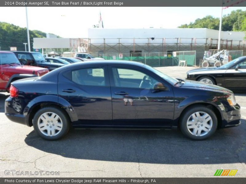 True Blue Pearl / Black/Light Frost Beige 2014 Dodge Avenger SE