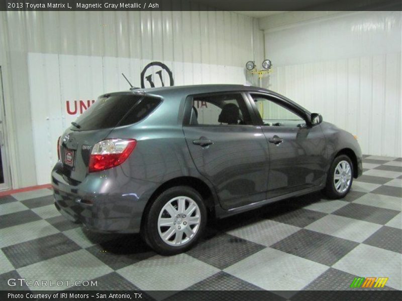 Magnetic Gray Metallic / Ash 2013 Toyota Matrix L