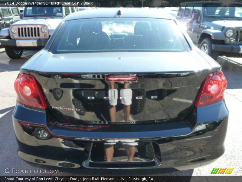 Black Clear Coat / Black 2014 Dodge Avenger SE