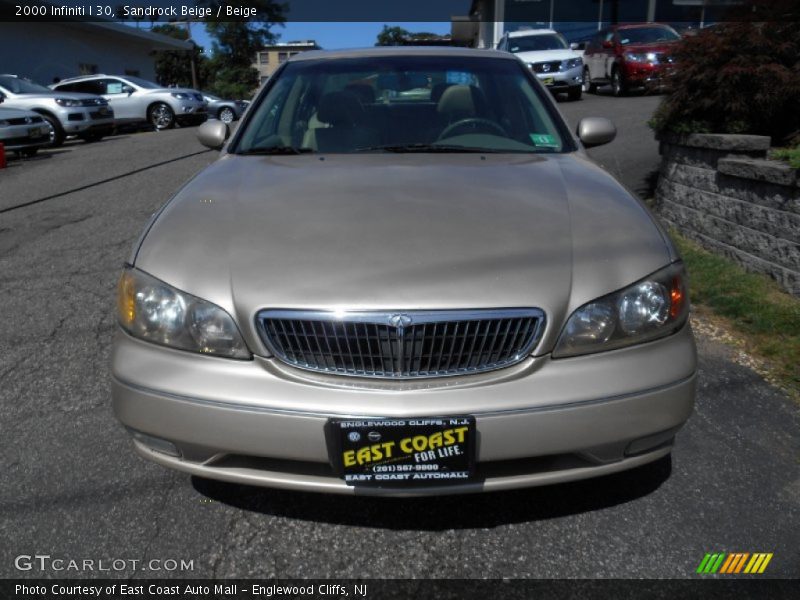 Sandrock Beige / Beige 2000 Infiniti I 30