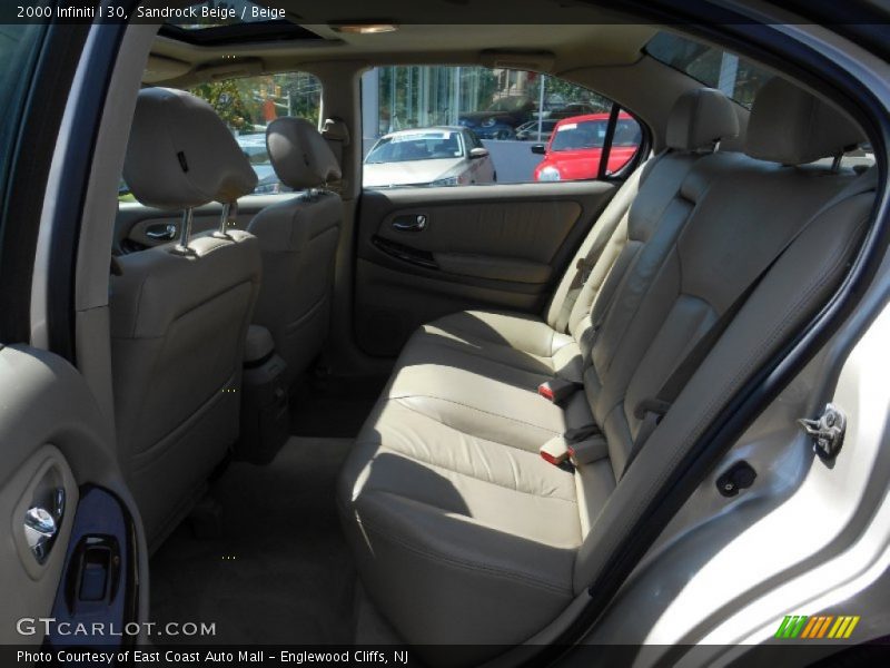 Sandrock Beige / Beige 2000 Infiniti I 30