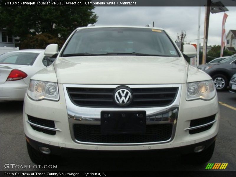 Campanella White / Anthracite 2010 Volkswagen Touareg VR6 FSI 4XMotion