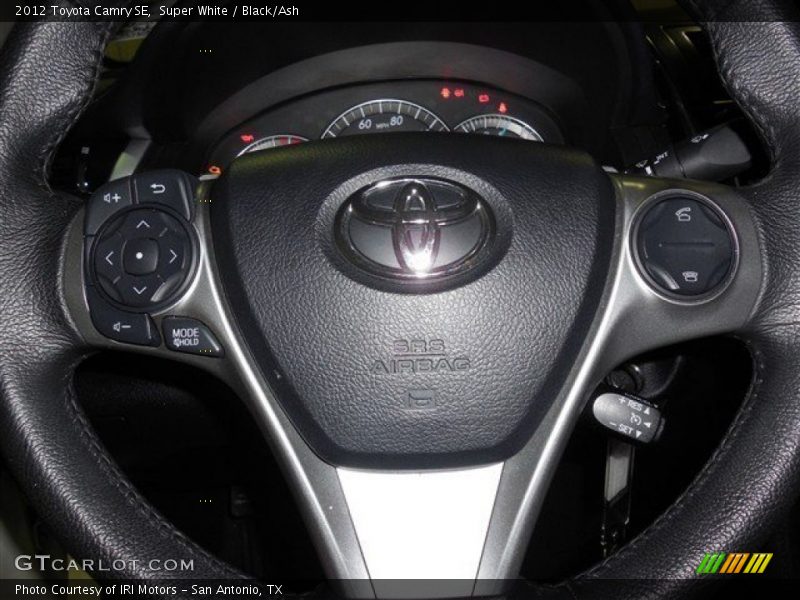 Super White / Black/Ash 2012 Toyota Camry SE