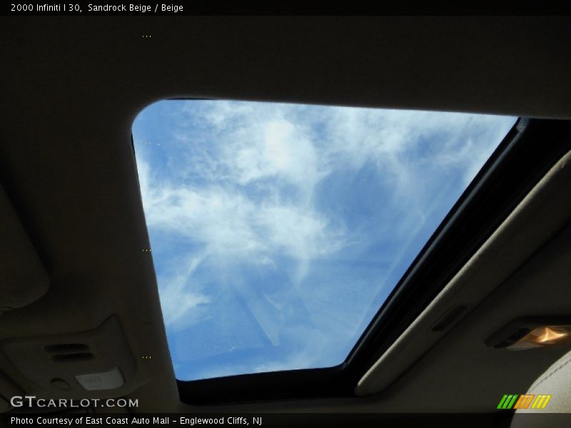 Sandrock Beige / Beige 2000 Infiniti I 30
