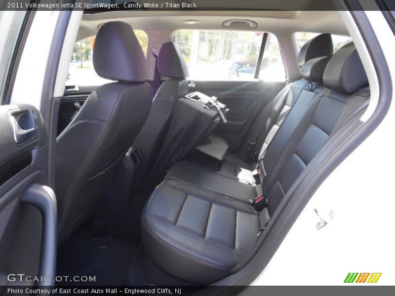 Candy White / Titan Black 2011 Volkswagen Jetta SE SportWagen