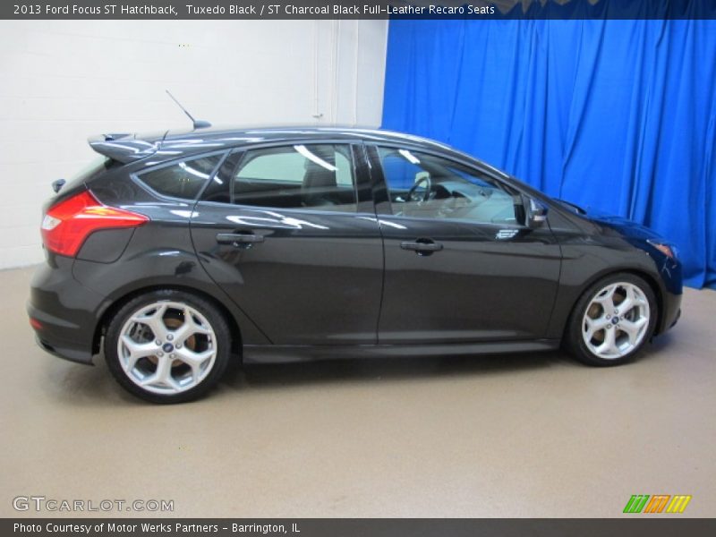 Tuxedo Black / ST Charcoal Black Full-Leather Recaro Seats 2013 Ford Focus ST Hatchback