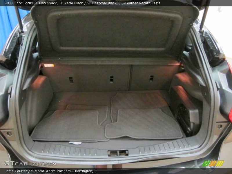 Tuxedo Black / ST Charcoal Black Full-Leather Recaro Seats 2013 Ford Focus ST Hatchback