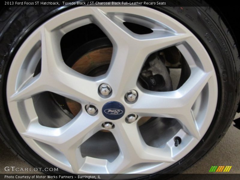 Tuxedo Black / ST Charcoal Black Full-Leather Recaro Seats 2013 Ford Focus ST Hatchback