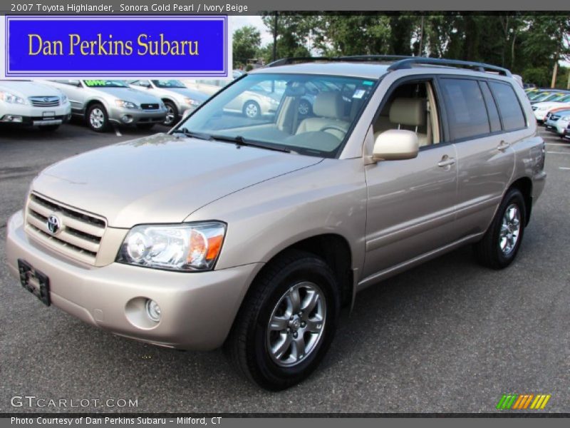 Sonora Gold Pearl / Ivory Beige 2007 Toyota Highlander