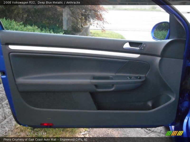 Deep Blue Metallic / Anthracite 2008 Volkswagen R32