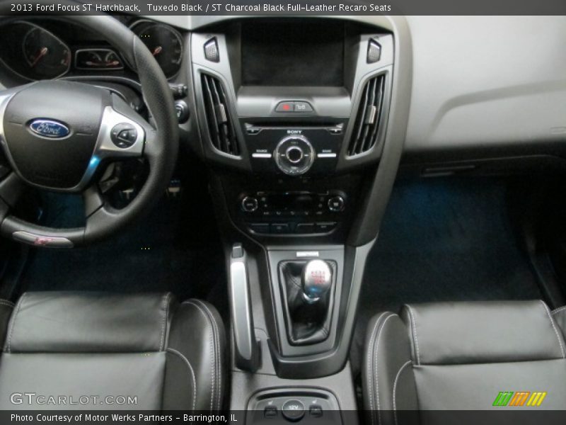 Tuxedo Black / ST Charcoal Black Full-Leather Recaro Seats 2013 Ford Focus ST Hatchback