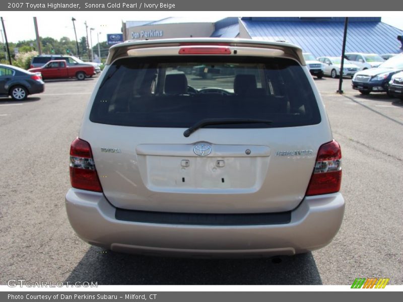 Sonora Gold Pearl / Ivory Beige 2007 Toyota Highlander