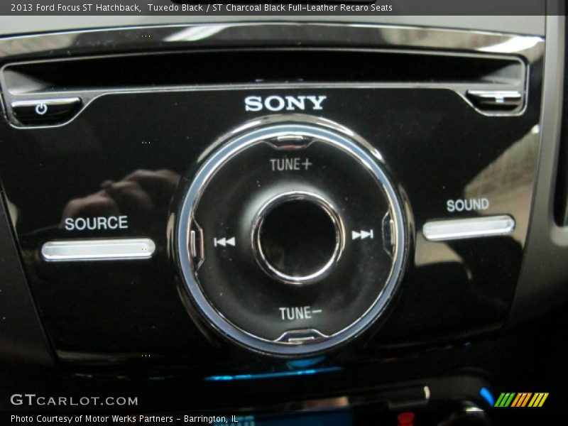 Tuxedo Black / ST Charcoal Black Full-Leather Recaro Seats 2013 Ford Focus ST Hatchback