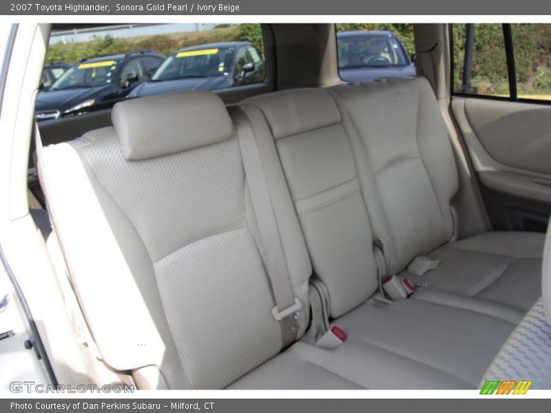 Sonora Gold Pearl / Ivory Beige 2007 Toyota Highlander