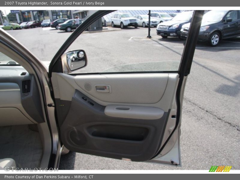 Sonora Gold Pearl / Ivory Beige 2007 Toyota Highlander