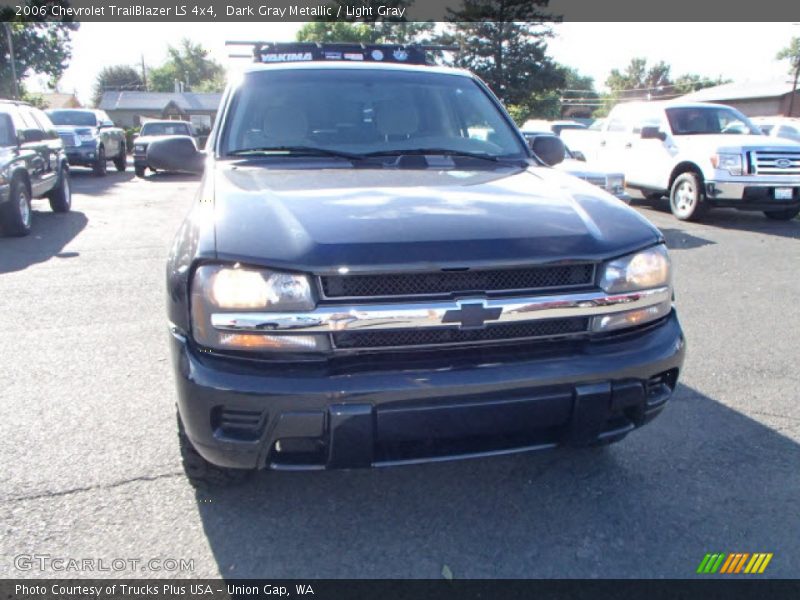 Dark Gray Metallic / Light Gray 2006 Chevrolet TrailBlazer LS 4x4