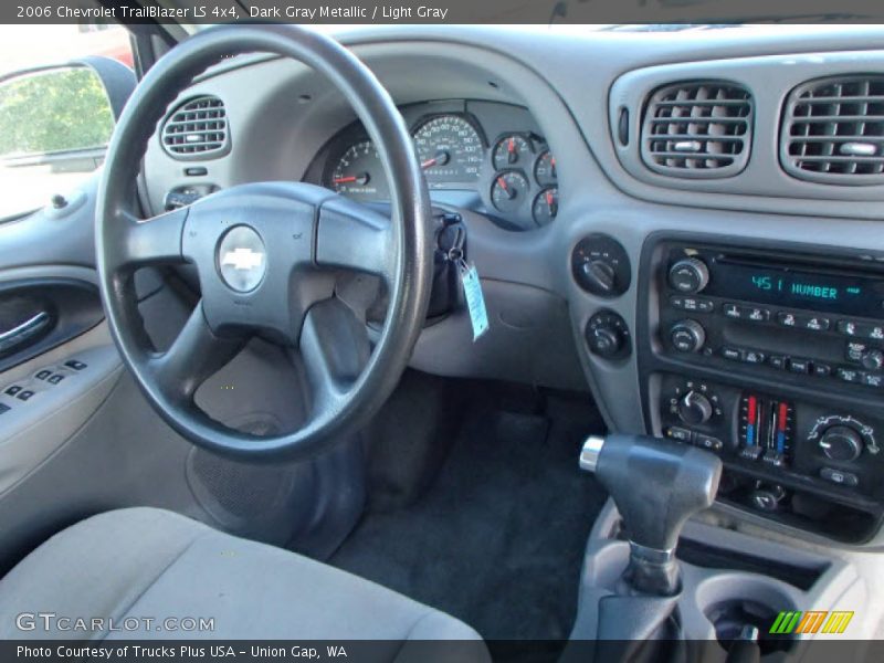 Dark Gray Metallic / Light Gray 2006 Chevrolet TrailBlazer LS 4x4