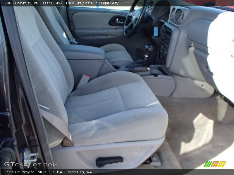 Dark Gray Metallic / Light Gray 2006 Chevrolet TrailBlazer LS 4x4