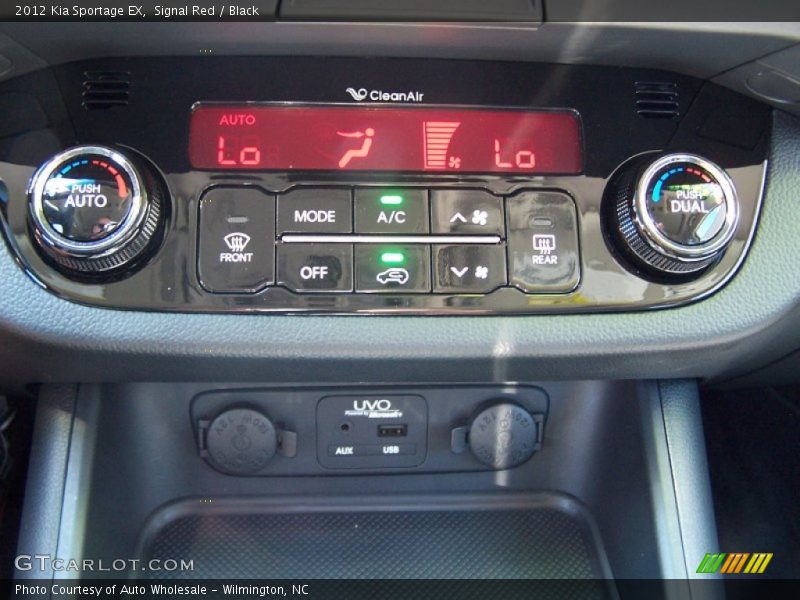 Controls of 2012 Sportage EX
