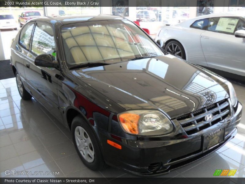 Ebony Black / Gray 2003 Hyundai Accent GL Coupe