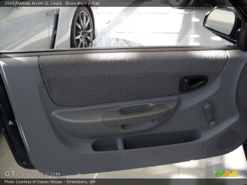 Ebony Black / Gray 2003 Hyundai Accent GL Coupe