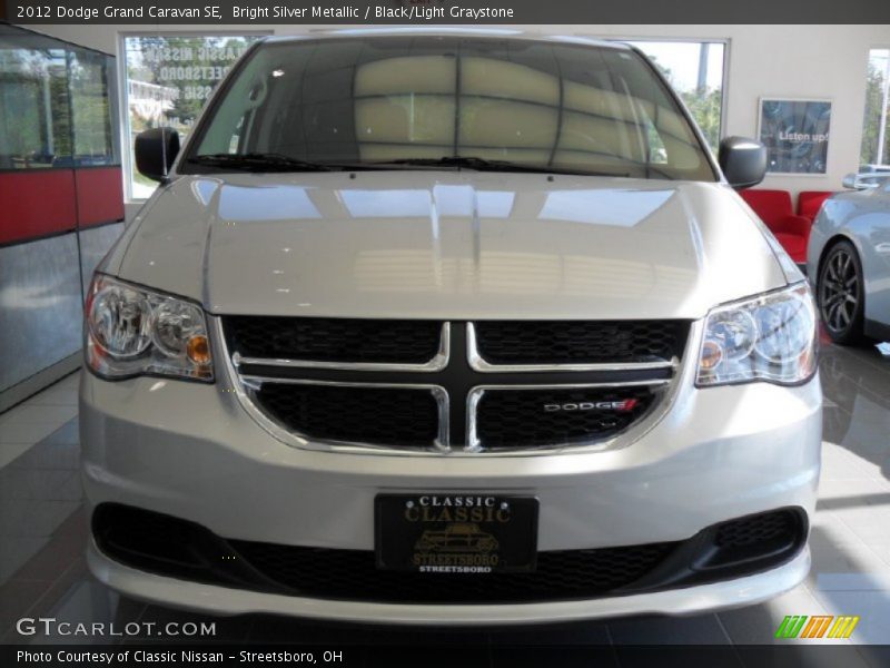 Bright Silver Metallic / Black/Light Graystone 2012 Dodge Grand Caravan SE