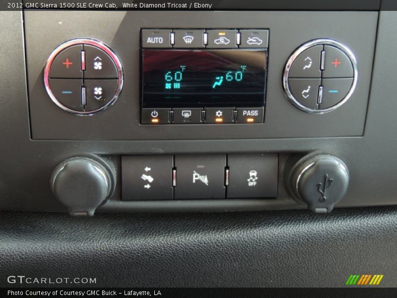 White Diamond Tricoat / Ebony 2012 GMC Sierra 1500 SLE Crew Cab
