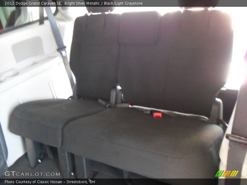 Bright Silver Metallic / Black/Light Graystone 2012 Dodge Grand Caravan SE