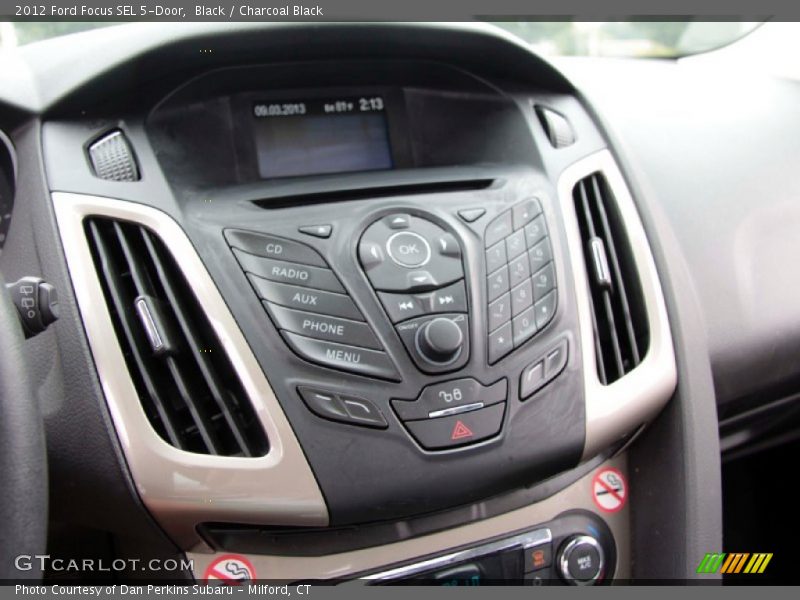 Black / Charcoal Black 2012 Ford Focus SEL 5-Door