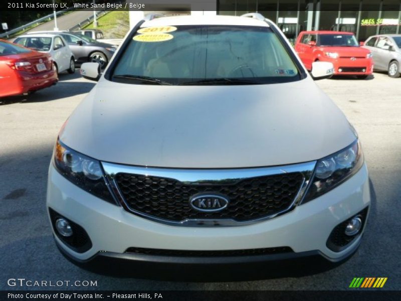 White Sand Beige / Beige 2011 Kia Sorento LX