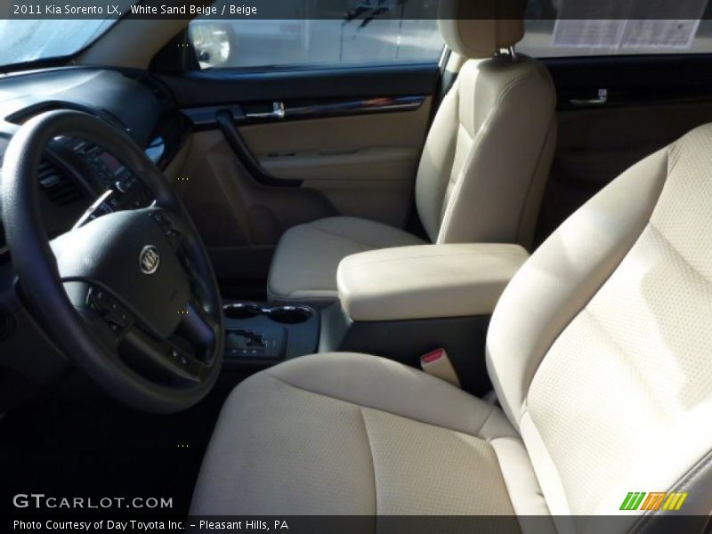 White Sand Beige / Beige 2011 Kia Sorento LX