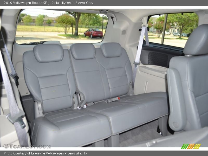 Calla Lilly White / Aero Gray 2010 Volkswagen Routan SEL
