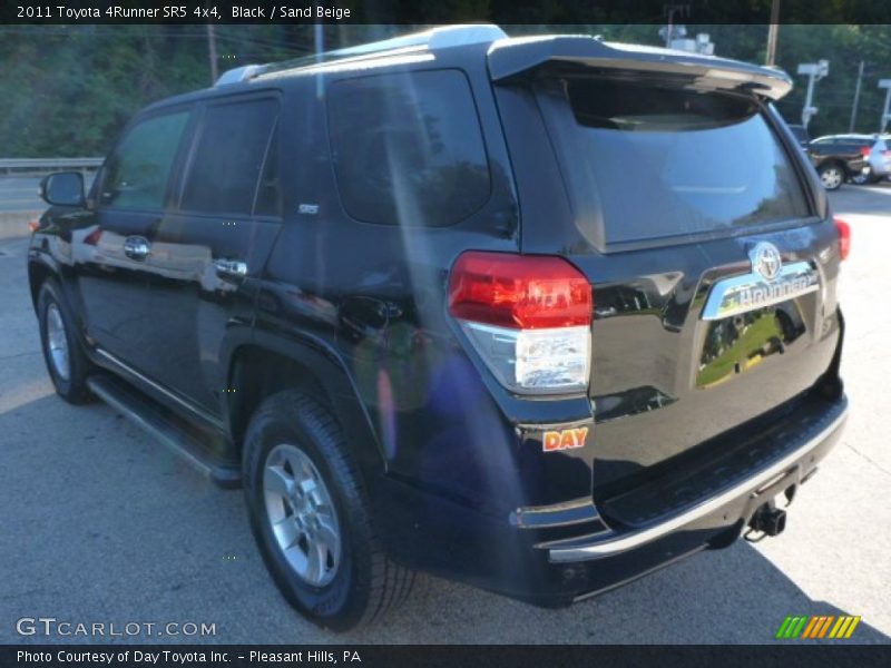Black / Sand Beige 2011 Toyota 4Runner SR5 4x4