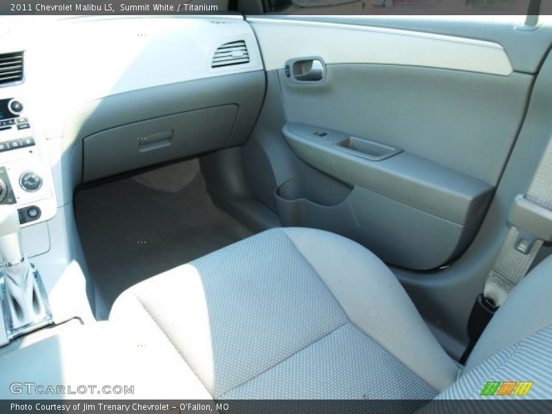 Summit White / Titanium 2011 Chevrolet Malibu LS