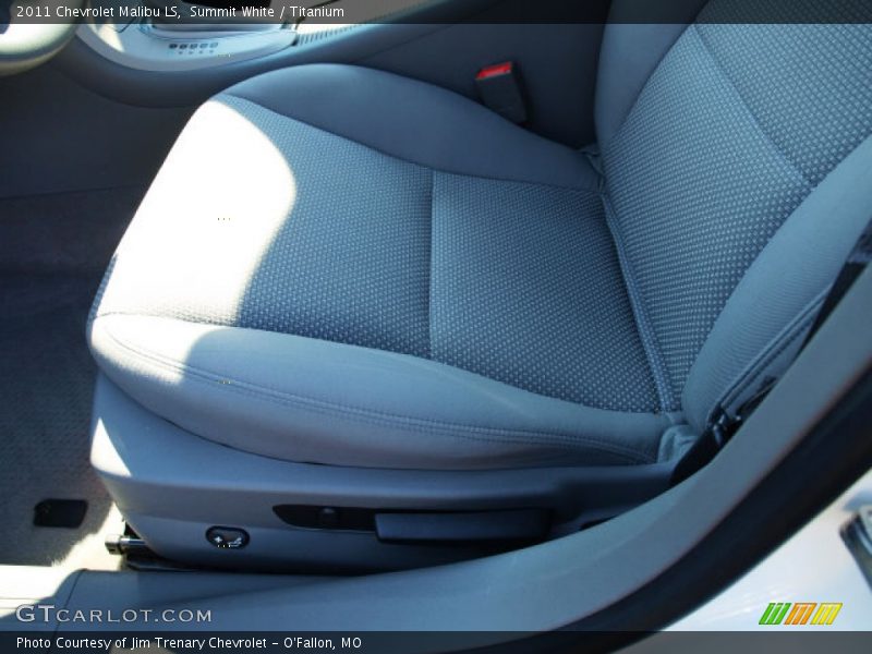 Summit White / Titanium 2011 Chevrolet Malibu LS