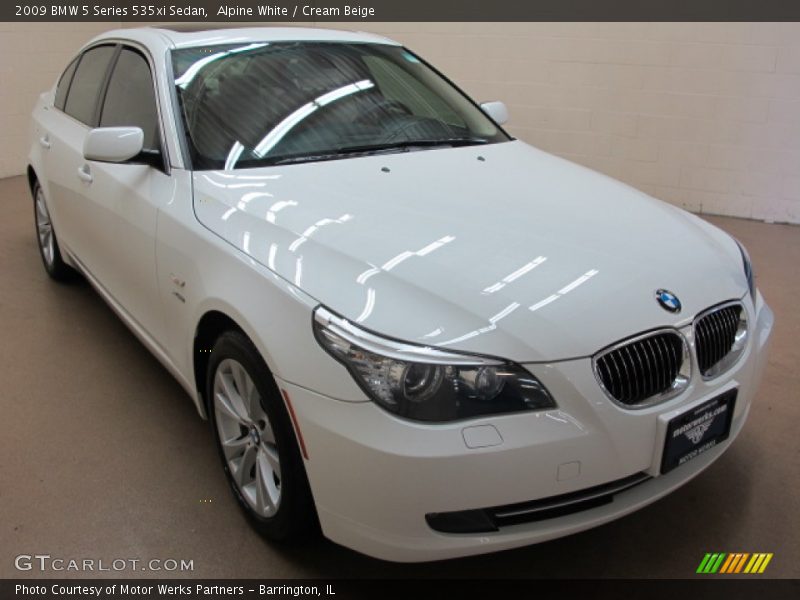 Alpine White / Cream Beige 2009 BMW 5 Series 535xi Sedan