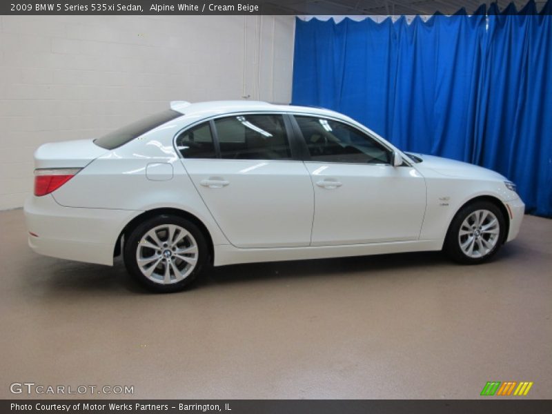 Alpine White / Cream Beige 2009 BMW 5 Series 535xi Sedan