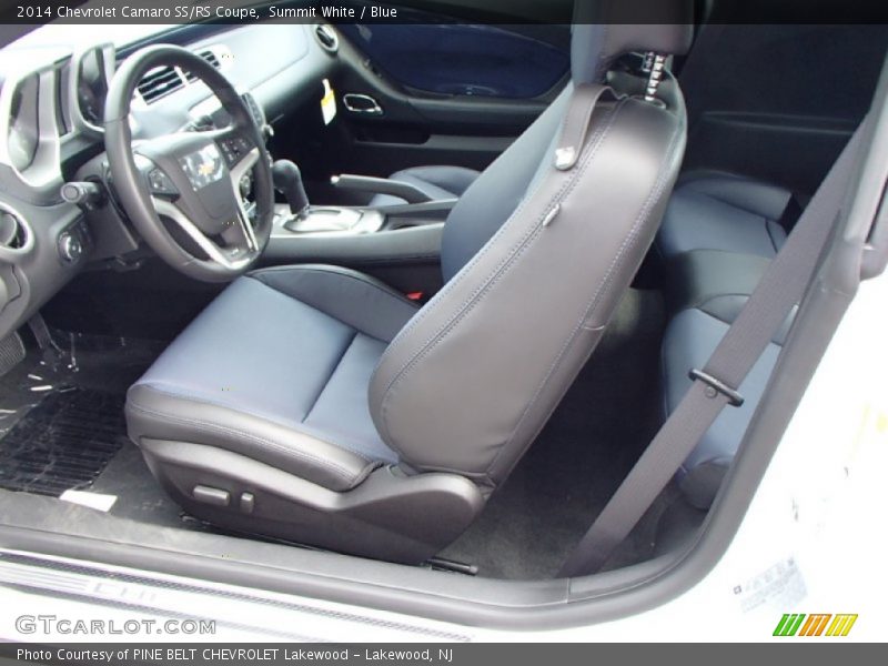 Front Seat of 2014 Camaro SS/RS Coupe