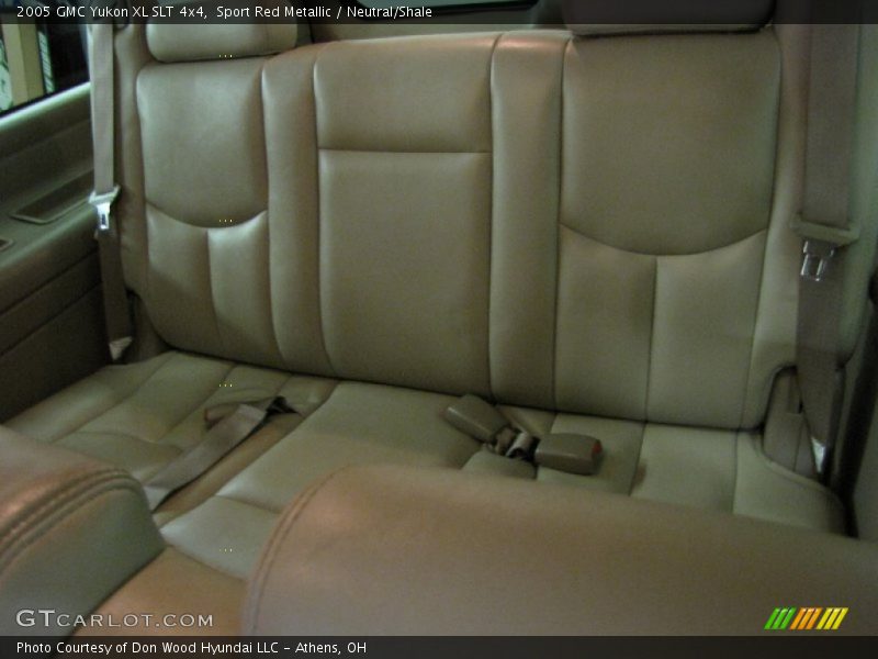 Sport Red Metallic / Neutral/Shale 2005 GMC Yukon XL SLT 4x4