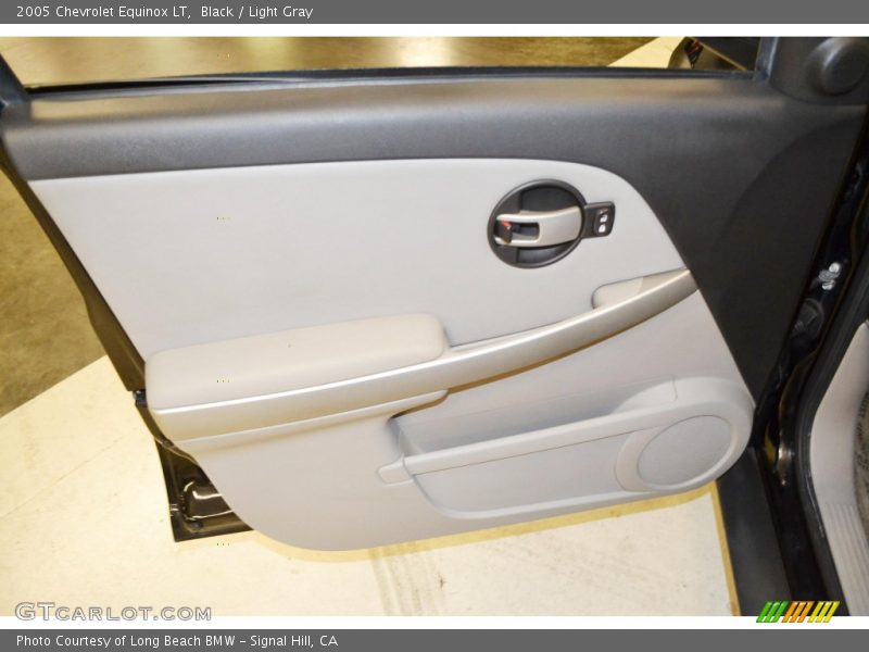 Black / Light Gray 2005 Chevrolet Equinox LT