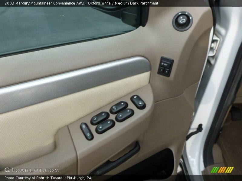 Oxford White / Medium Dark Parchment 2003 Mercury Mountaineer Convenience AWD