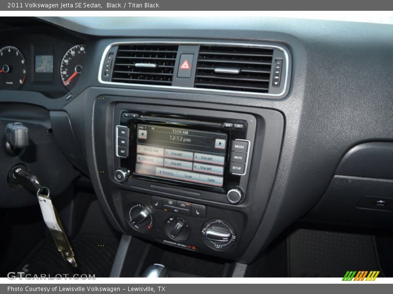 Black / Titan Black 2011 Volkswagen Jetta SE Sedan