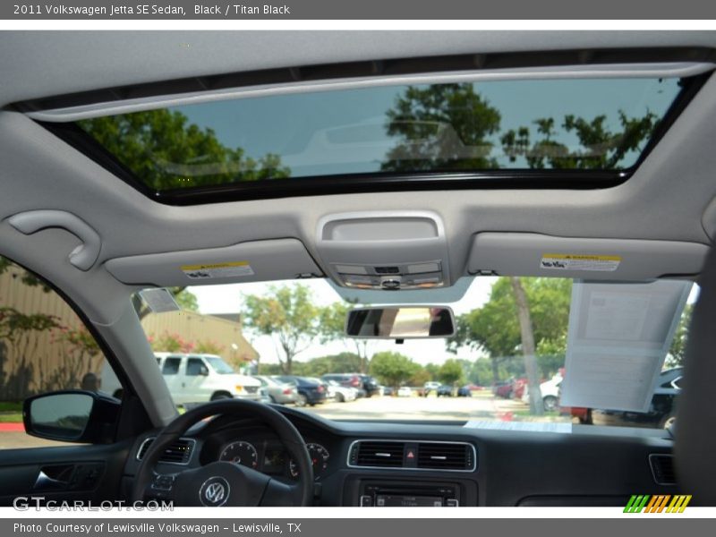 Black / Titan Black 2011 Volkswagen Jetta SE Sedan