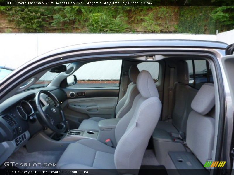 Magnetic Gray Metallic / Graphite Gray 2011 Toyota Tacoma V6 SR5 Access Cab 4x4