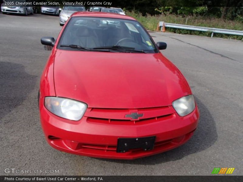 Victory Red / Graphite Gray 2005 Chevrolet Cavalier Sedan
