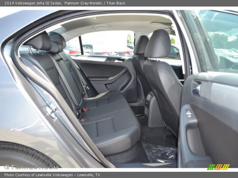 Platinum Gray Metallic / Titan Black 2014 Volkswagen Jetta SE Sedan