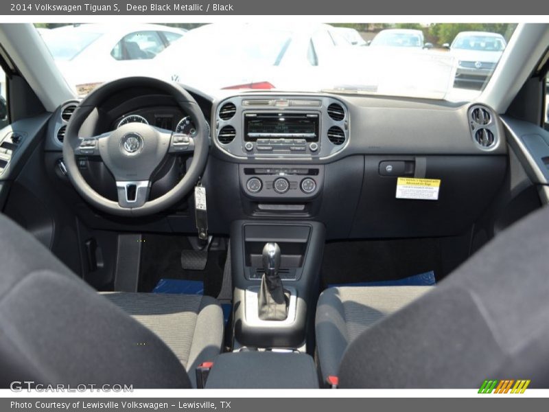 Deep Black Metallic / Black 2014 Volkswagen Tiguan S