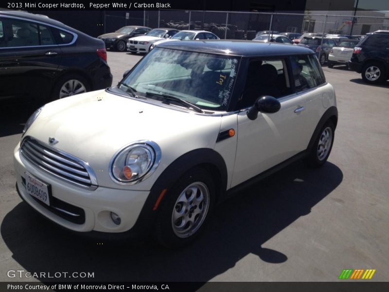 Pepper White / Carbon Black 2013 Mini Cooper Hardtop