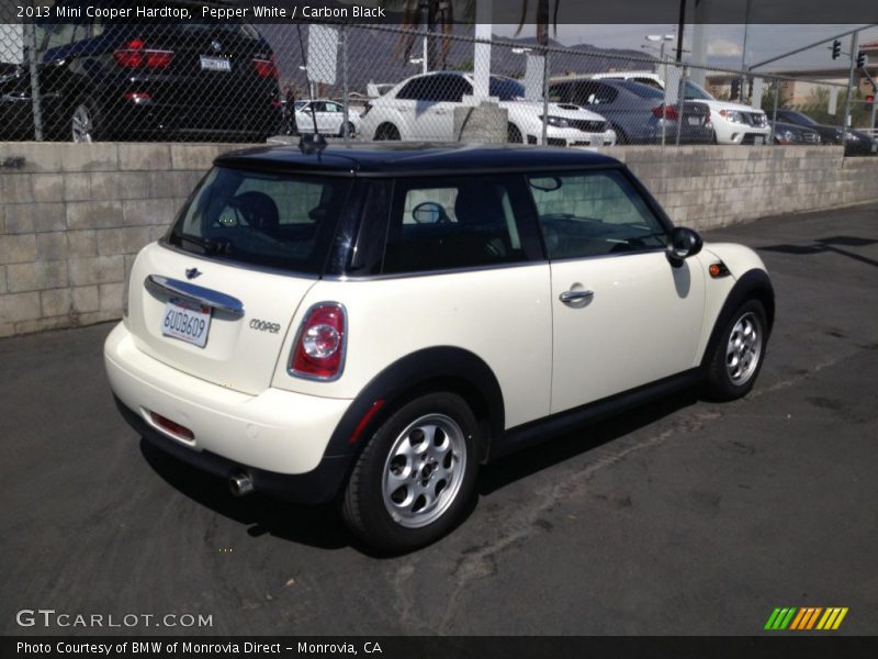 Pepper White / Carbon Black 2013 Mini Cooper Hardtop