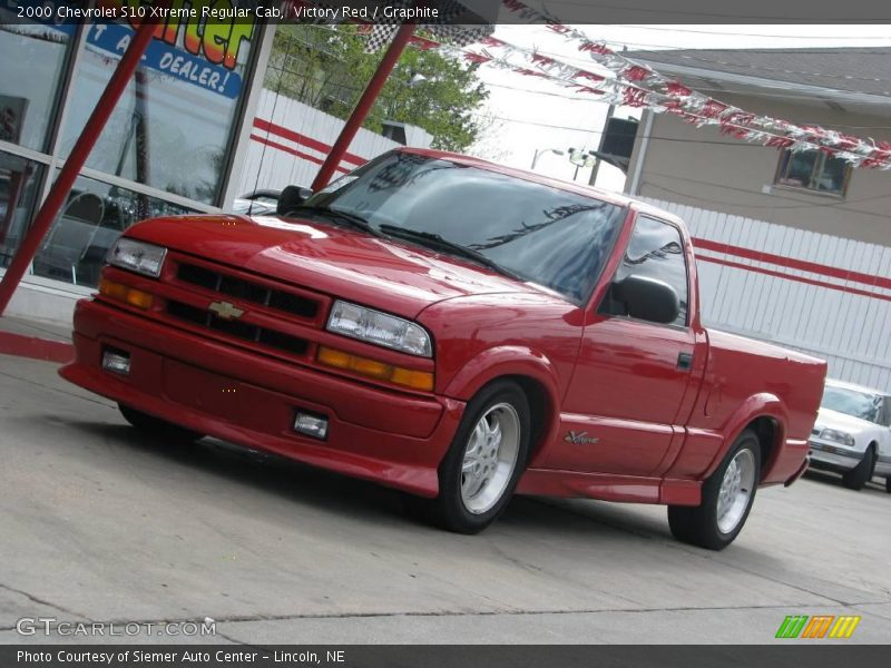 Victory Red / Graphite 2000 Chevrolet S10 Xtreme Regular Cab